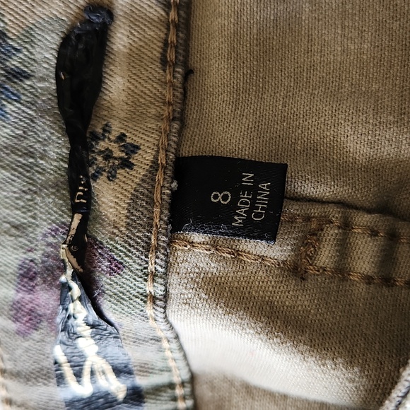 Seven7 - Picture 4 of 5